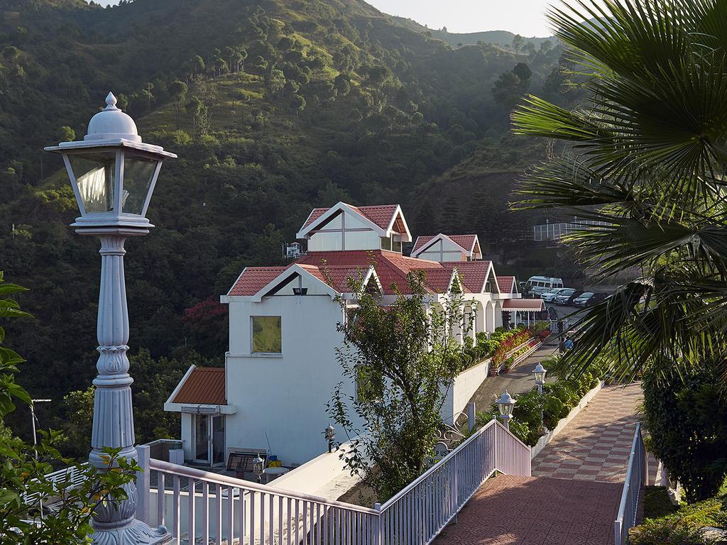 Club Mahindra Kandaghat Exterior photo